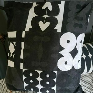 CB2  23” Numerous Black & White Pillow Cover x2